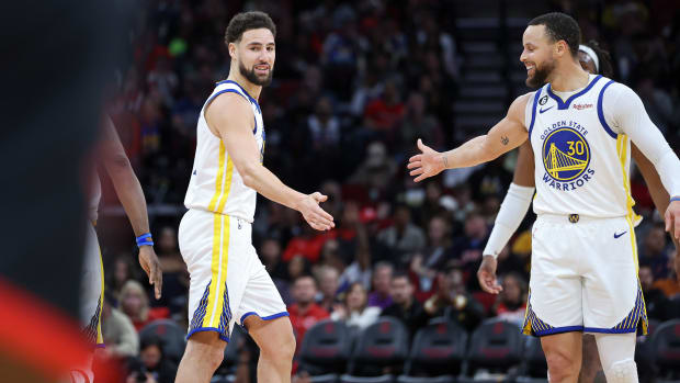 Steph to Warriors before Game 7: Don't get on bus if not committed