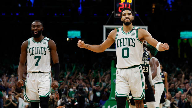 Celtics reveal Bill Russell tribute jerseys – Boston 25 News