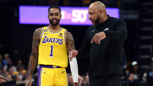 D'Angelo Russell Could Get $18-$20 Million Per Season Contract From Lakers,  Says NBA Insider, Fadeaway World