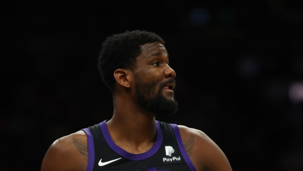 Phoenix Suns Are 'Increasingly Expected' To Seriously Engage In Sign-And-Trade Talks Involving Deandre Ayton