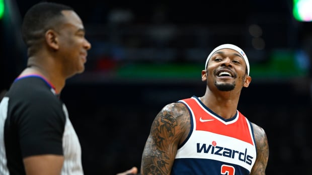 Bradley Beal Hilariously Air Balls A Shot After Being Roasted By Kid