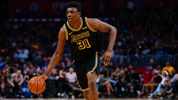 Thomas Bryant Agrees To Sign A 1-Year Contract With Los Angeles Lakers