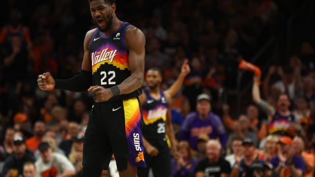Deandre Ayton Sends A Message To Phoenix Suns Fans After Signing His $133 Million Max Extension: "I Grew Up Here, Got Drafted Here, Had My Son Here. We Have The Best Fans In The World."