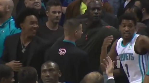 When Michael Jordan Hilariously Slapped Malik Monk During A Timeout: “The GOAT Slap.”