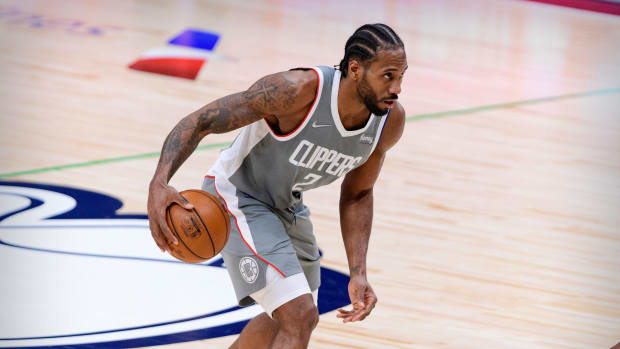 Kawhi Leonard - Los Angeles Clippers Basketball by sportsign in 2023