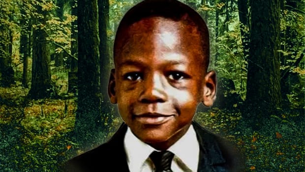 5-Year-Old Michael Jordan Almost Cut His Big Toe With An Axe: "Blood Spouts All Over And Michael Screams. It Looks As If He's Cut His Toe Almost Completely Off."
