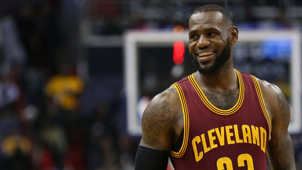 WWE Superstar Pleads With LeBron James To Return To The Cavaliers: "We Need You. Please, Come To Cleveland, And Just Bring Us Another Championship."
