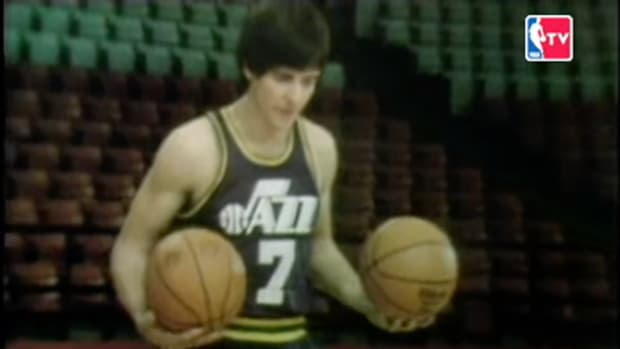 Pistol 'Pete' Maravich's Wild Dribbling Drills Stunned NBA Fans: "One Wrong Move And..."