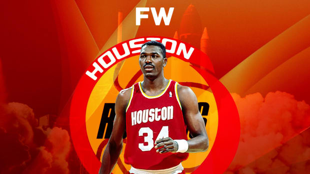 Hakeem Olajuwon Became The First Player In NBA History To Win A Title While Leading His Team In All 5 Major Statistical Categories During The 1994 Playoffs