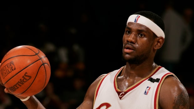 Former Cavs GM Reveals His First Impressions When He Saw LeBron James Playing Basketball: "He Was An Unselfish Player. He Was Athletic Like Jordan, And Had The Size And Feel Like Magic Johnson."