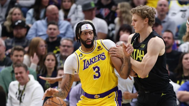 Fans Rip The Los Angeles Lakers Apart After Losing To The Utah Jazz: "We Simply Don't Have Enough"