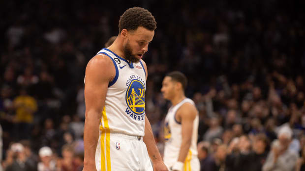 Stephen Curry, Golden State Warriors Are Being Sued For Endorsing Crypto Exchange FTX