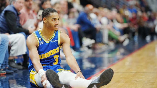 Jordan Poole Acted Thirsty And Wild After Seeing A Woman On The Court