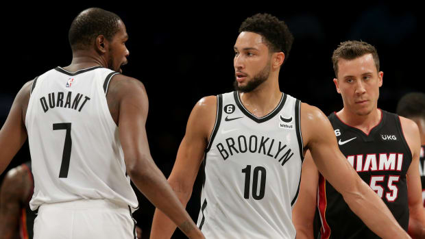 Kevin Durant Reveals Ben Simmons Yelled At Him For Not Dunking A Basketball