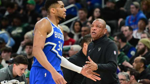 Giannis Antetokounmpo Trade Rumors Take An Unexpected Turn - Fadeaway World