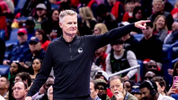 Steve Kerr reacts to a play against the New Orleans Pelicans during second half at Smoothie King Center.