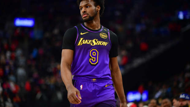 Inglewood, California, USA; Los Angeles Lakers guard Bronny James (9) against the Los Angeles Clippers during the second half at Intuit Dome. Mandatory Credit: Gary A. Vasquez-Imagn Images