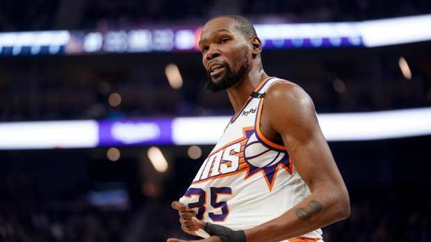 Phoenix Suns forward Kevin Durant (35) reacts after having his jersey pulled during action against the Golden State Warriors in the first quarter at the Chase Center.