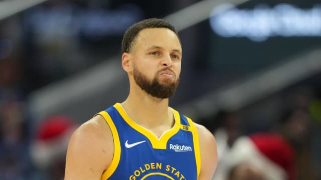 San Francisco, California, USA; Golden State Warriors guard Stephen Curry (30) during the fourth quarter against the Los Angeles Lakers at Chase Center. Mandatory Credit: Darren Yamashita-Imagn Images  
