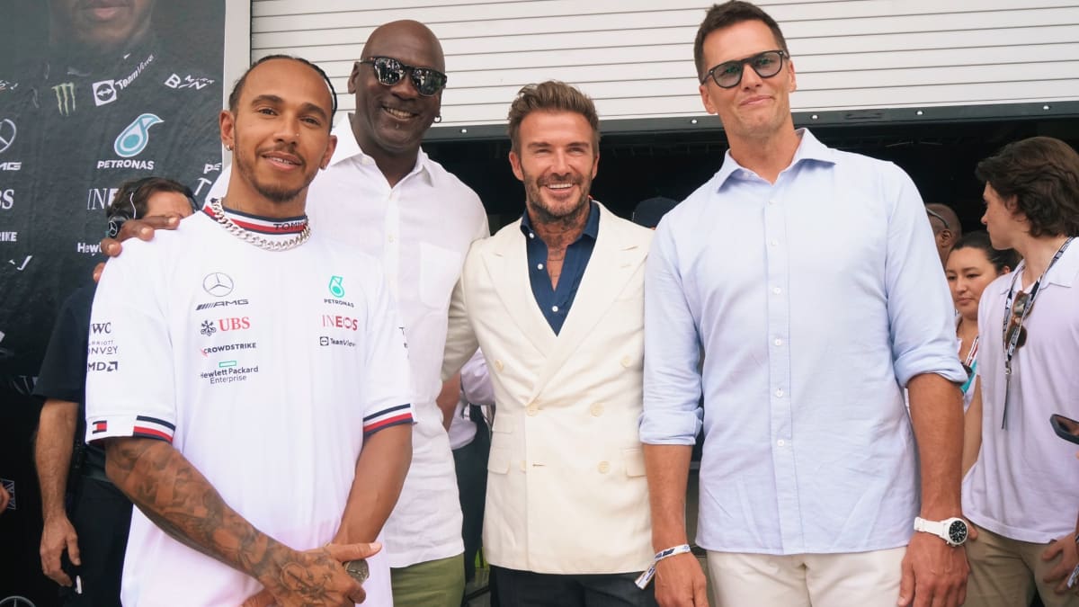 Formula 1 Legend Lewis Hamilton Calls Michael Jordan One Of His Heroes -  Fadeaway World