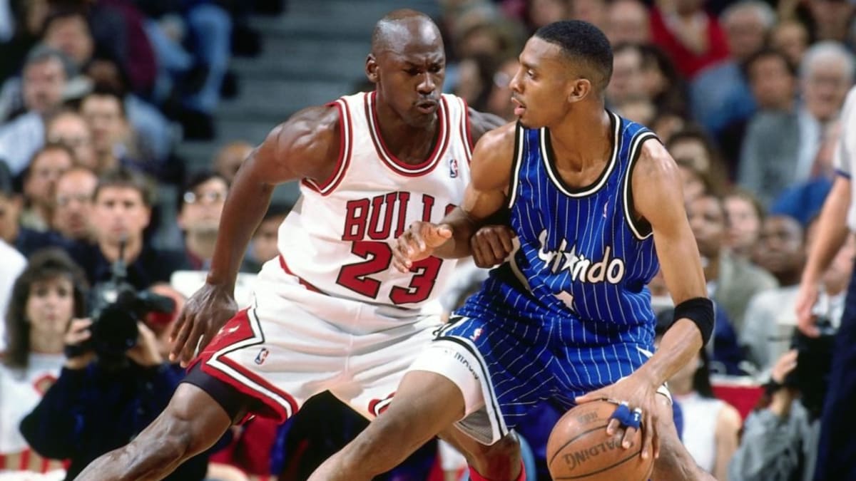 Penny Hardaway VS Michael Jordan Face-off March 24th 1995 