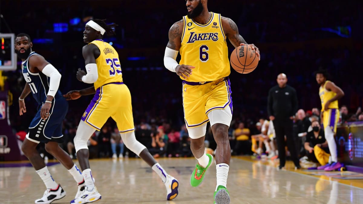 LeBron James Brutally Honest On The Lakers' Chances To Turn Things Around -  Fadeaway World