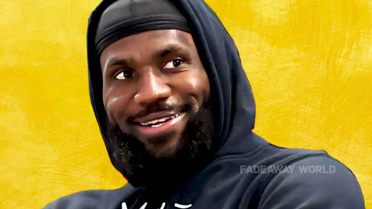 LeBron James Spotted Viewing Illegal Streaming Website To Watch Wolves-Mavs  Series - Fadeaway World