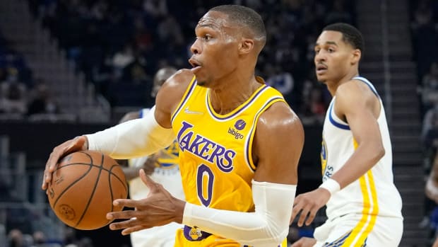 Russell westbrook top triple double shoes