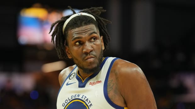 Kevon looney jersey retired cheap