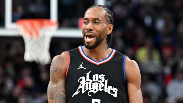 Kawhi leonard cargojet top