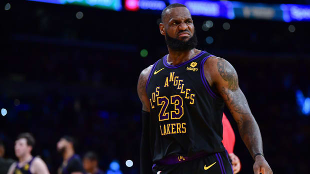 LeBron James Wants NBA To Bring Back Christmas Day Jerseys