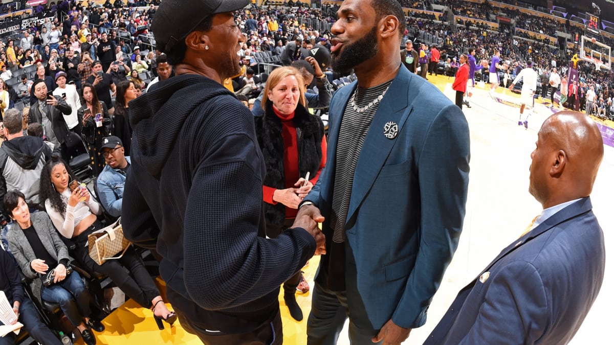 Pippen says lebron better than jordan cheap