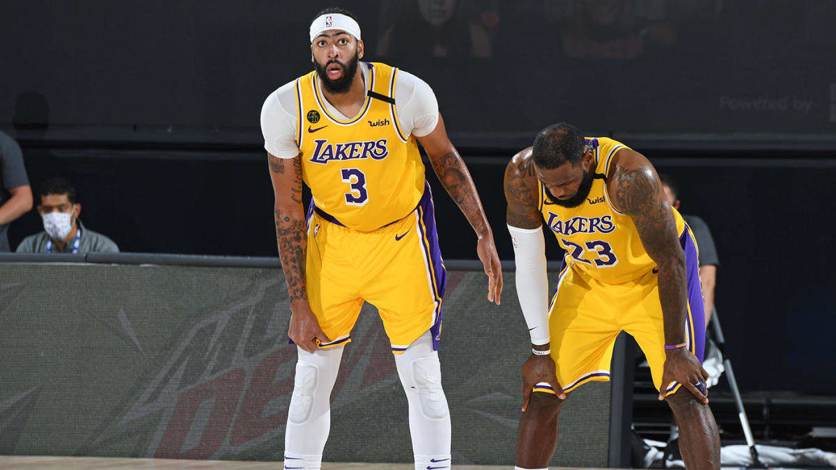 Lakers shop in trouble