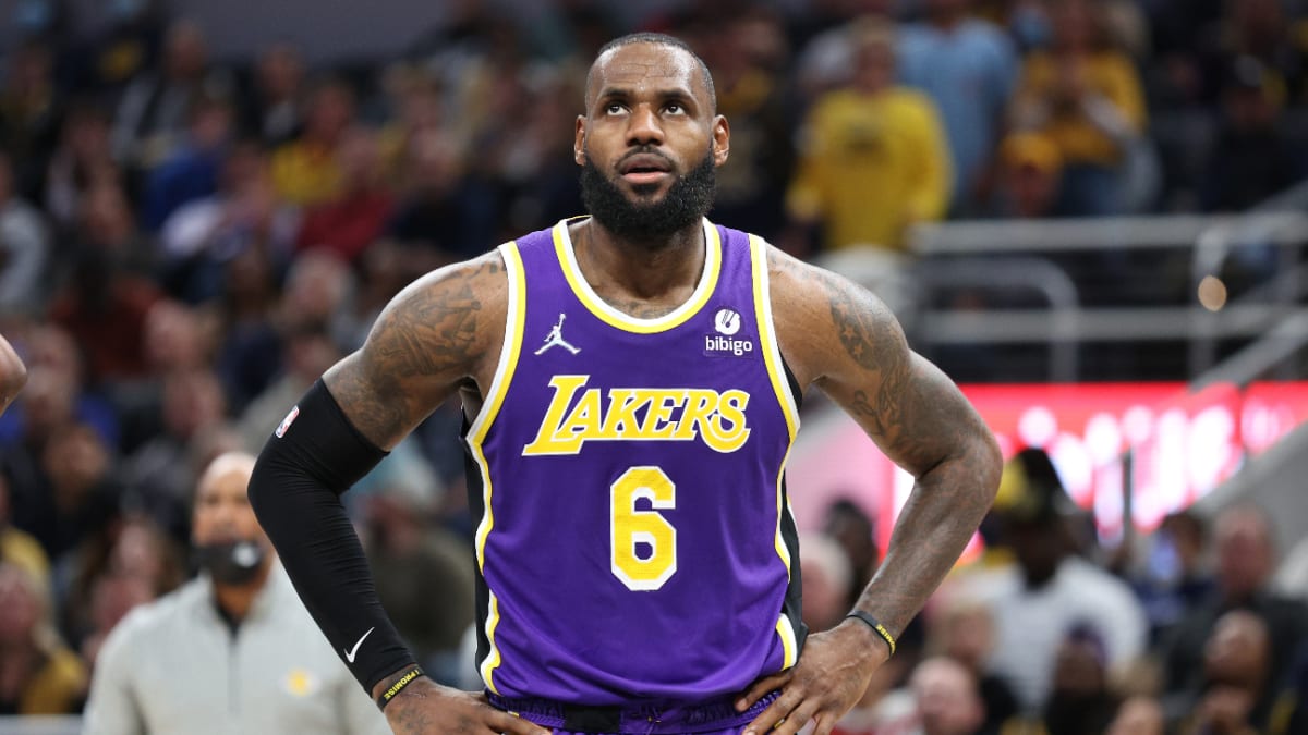 LeBron James Apologizes To Lakers Fans Amid Three Game Losing