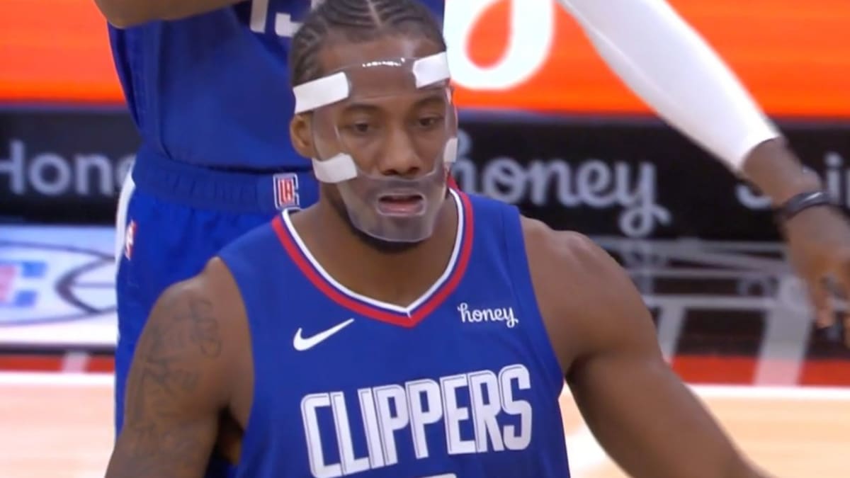 NBA Twitter Hilariously Reacts To Masked Kawhi Leonard Fadeaway World