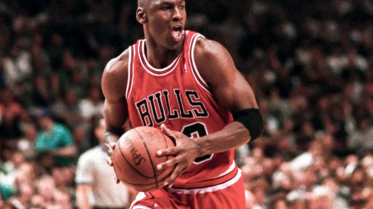 Bobby Knight Said Michael Jordan Was The Best Player He s Ever