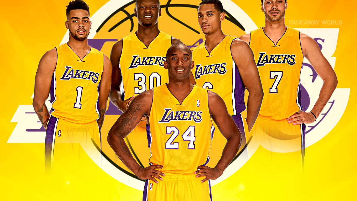 Lakers team top with kobe