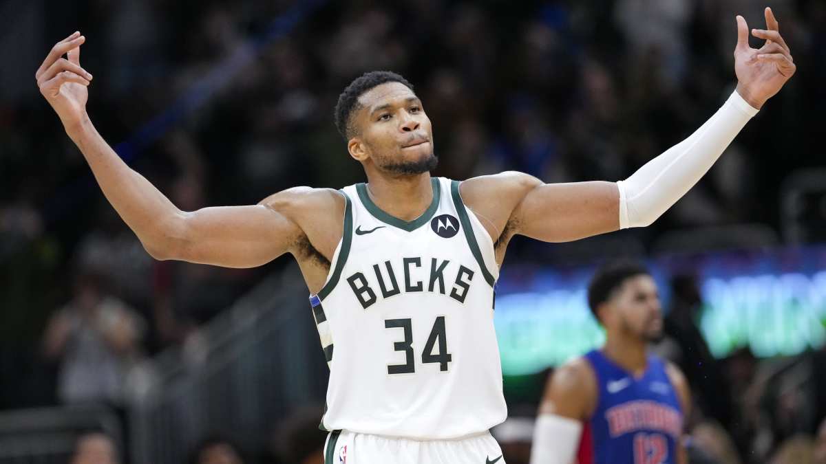 日本全国送料無料商品人気ランキング NBA Ballers ヤニスアネドグンポ（Giannis Bucks Milwaukee スポーツ