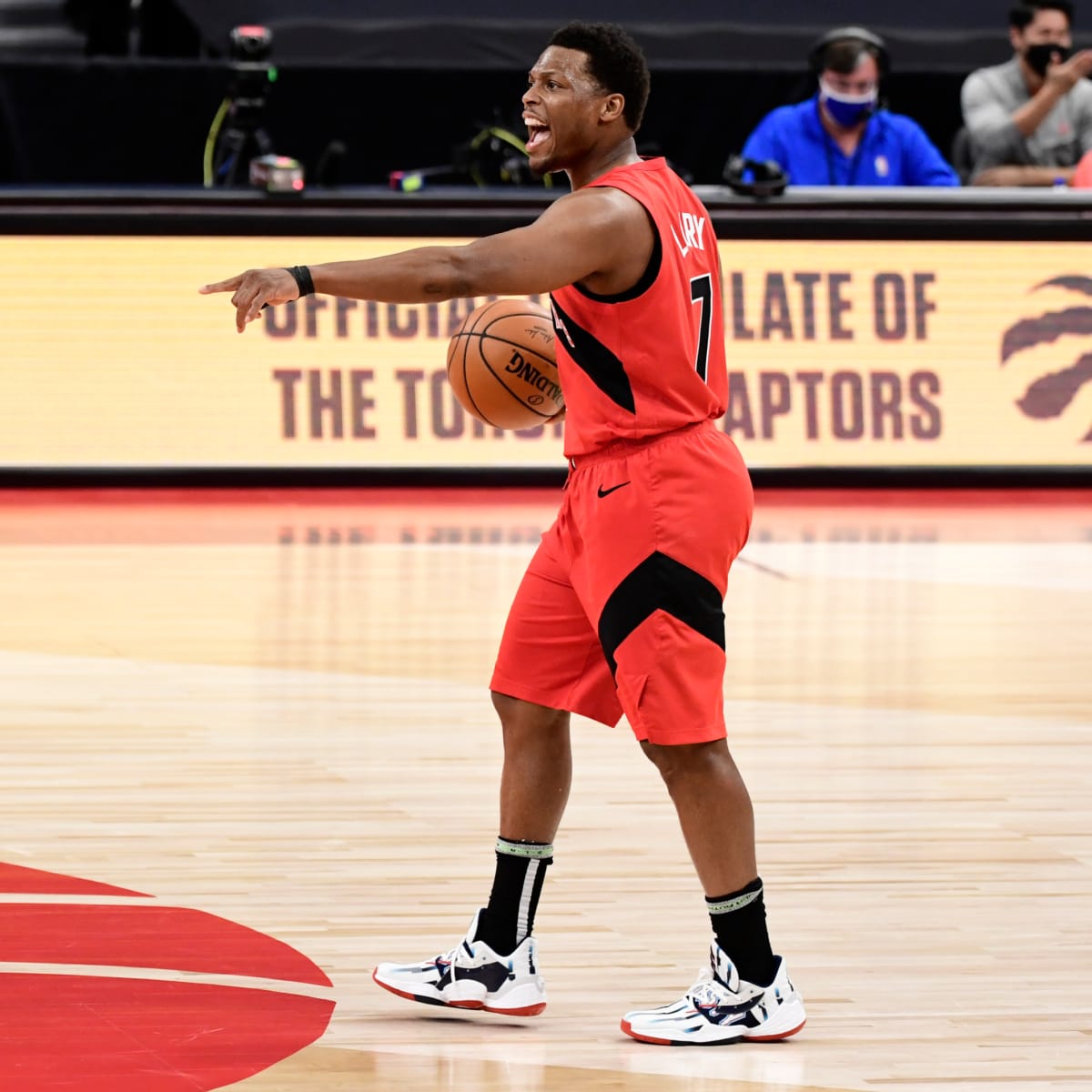 NBA Scout Is Unimpressed With Kyle Lowry Signing: "Is He That Big Of An  Upgrade Over Goran Dragic?" - Fadeaway World