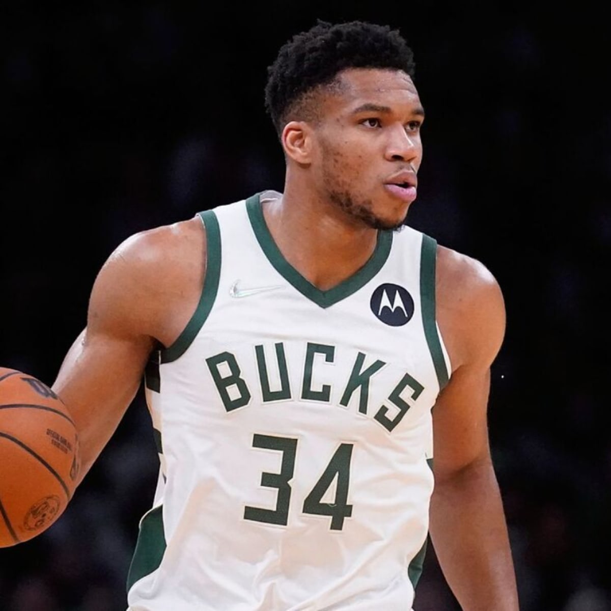 Charles Oakley Says Giannis Antetokounmpo Would Come Off The Bench In His  Basketball Era - Fadeaway World