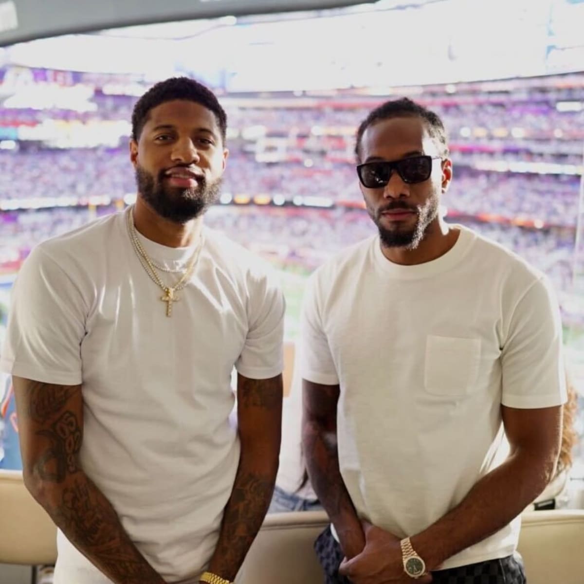 Photo: Kawhi Leonard and Paul George Spotted at LA Rams Playoff Game -  Sports Illustrated LA Clippers News, Analysis and More