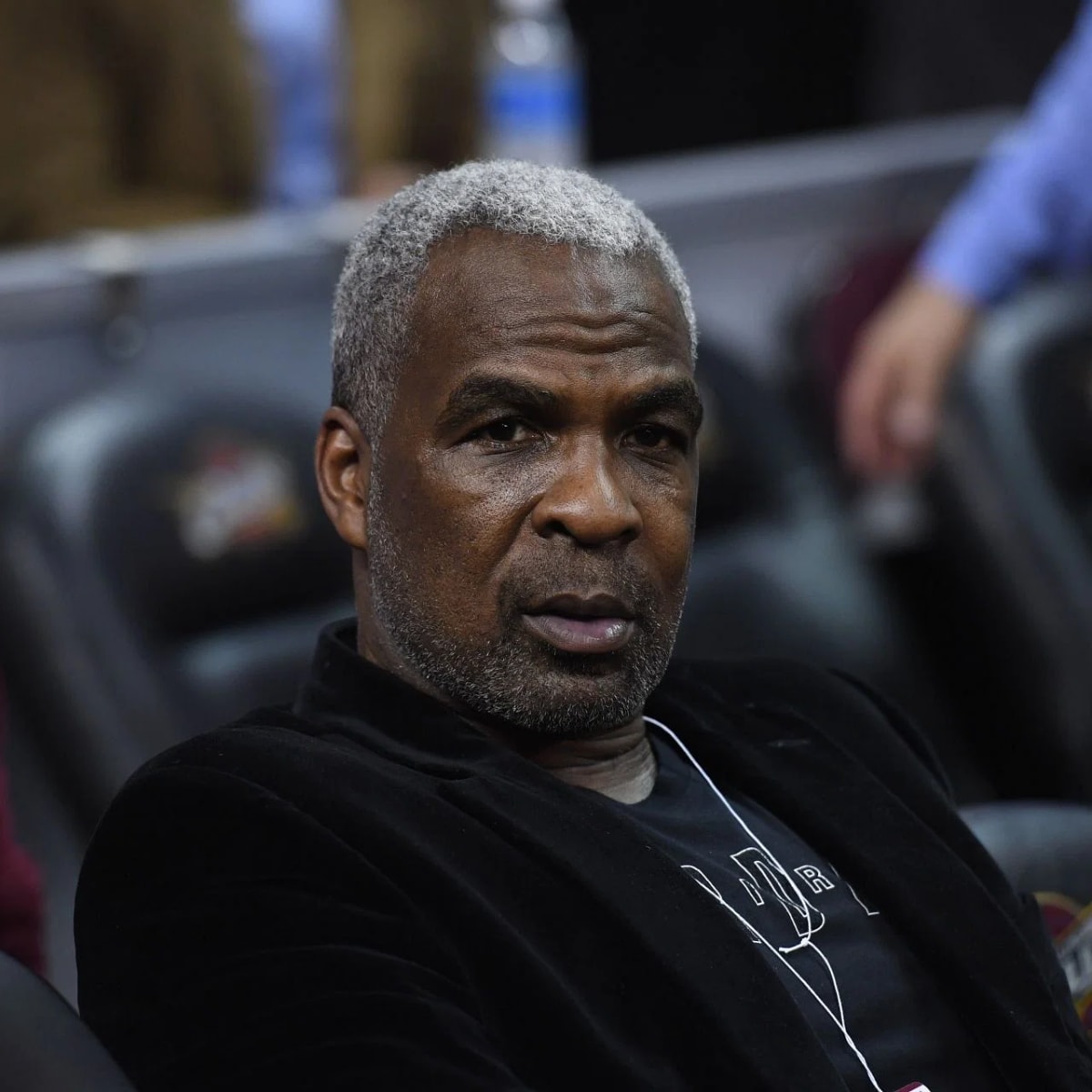 Charles Oakley Wants To Box Shaquille O'Neal And Charles Barkley - Fadeaway  World