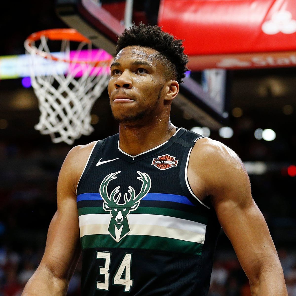 Milwaukee Bucks on X: Just TWO Hours Left To Enter To Win A Giannis  Antetokounmpo Rising Stars Jersey!! Enter NOW »    / X