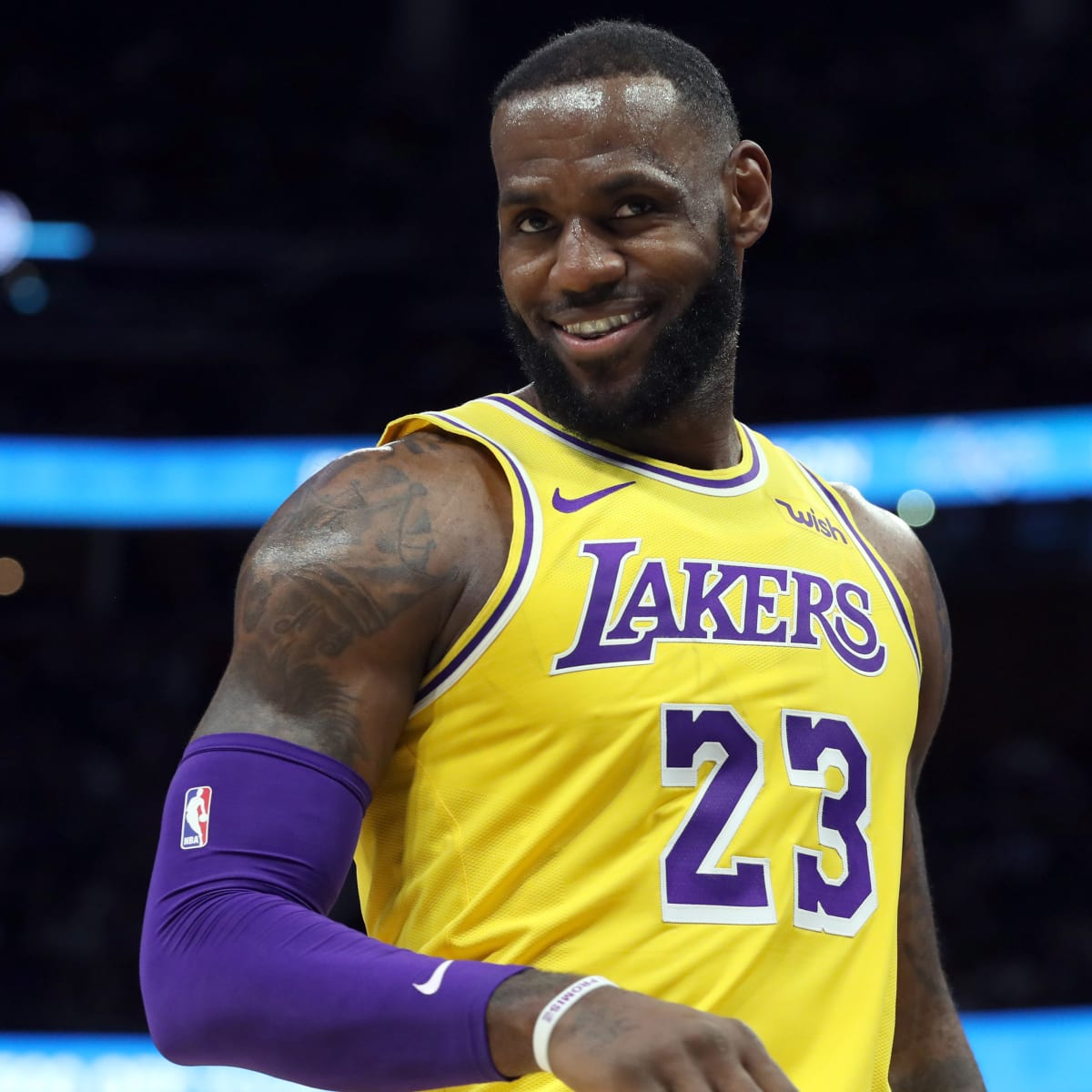 Lakers' LeBron James fumes over NBA best player poll snub