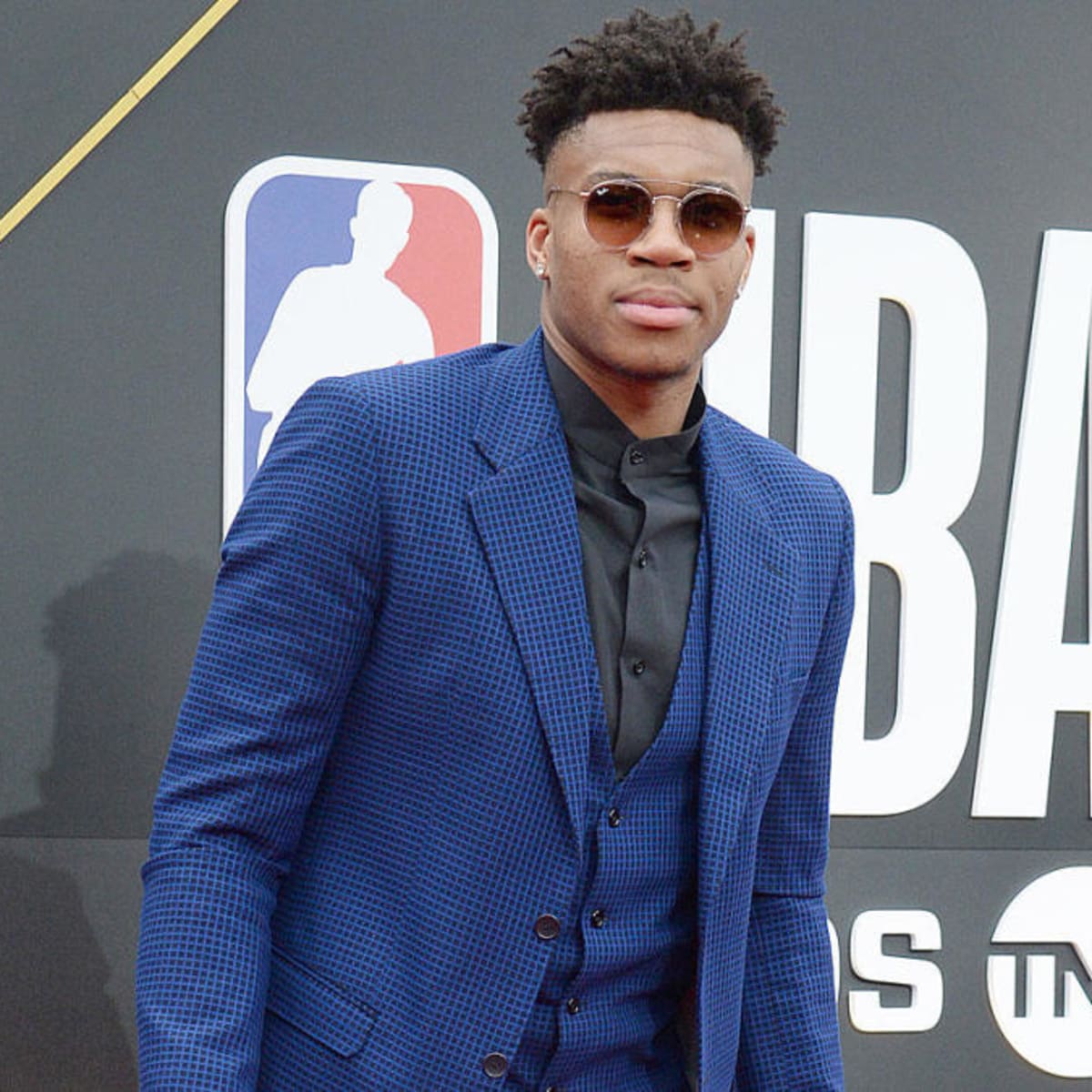 Giannis Antetokounmpo purchases stake in the Brewers