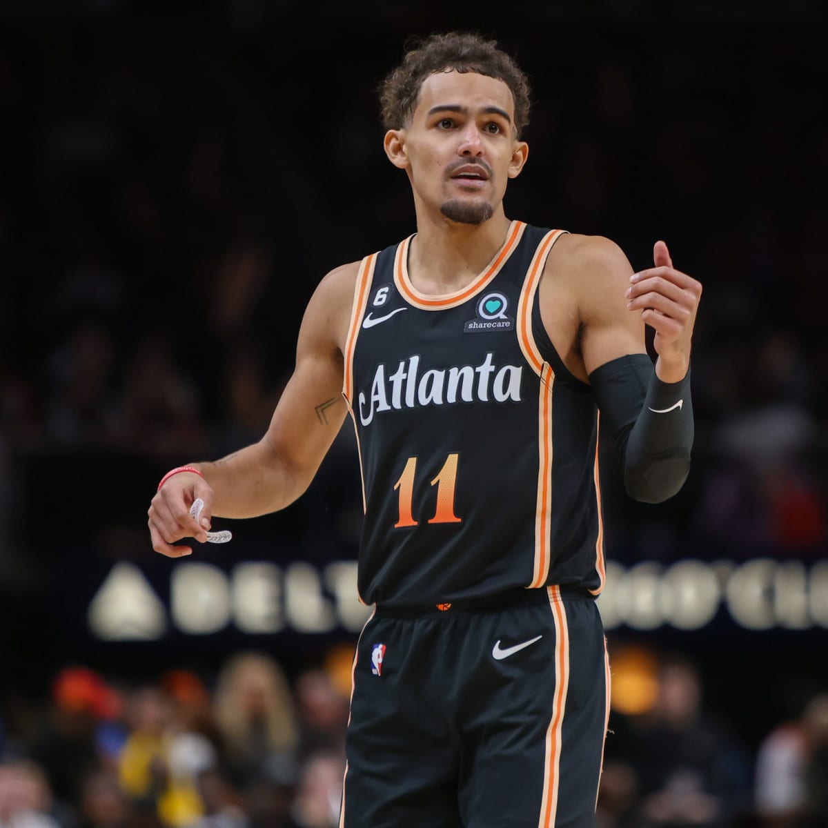 Hawks star Trae Young ejected after throwing ball at official vs. Pacers