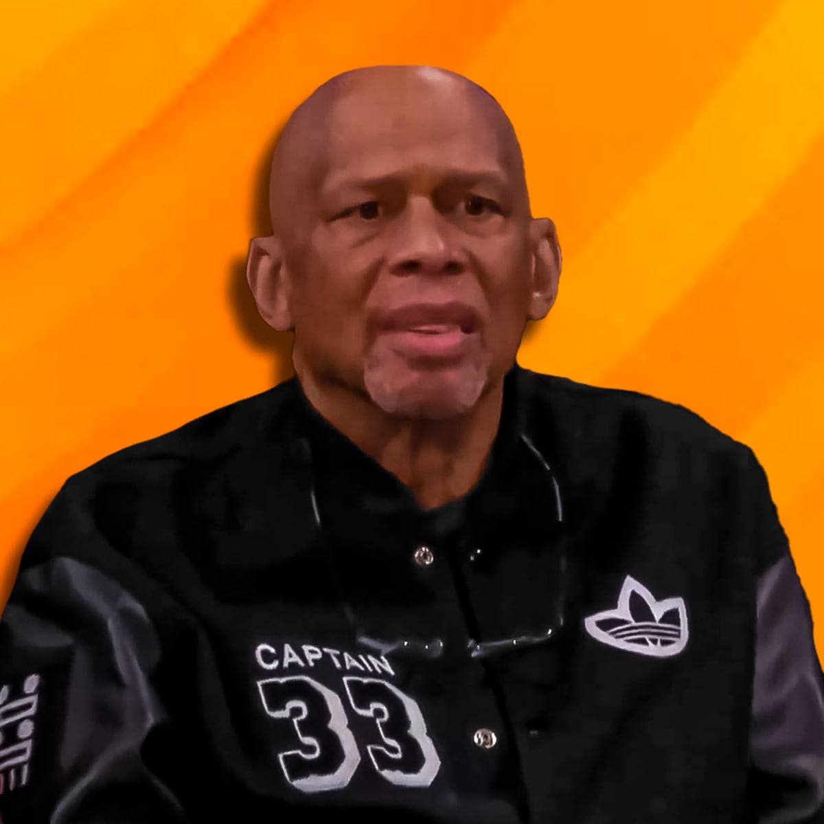 LeBron James reacts to Kareem Abdul-Jabbar attending record