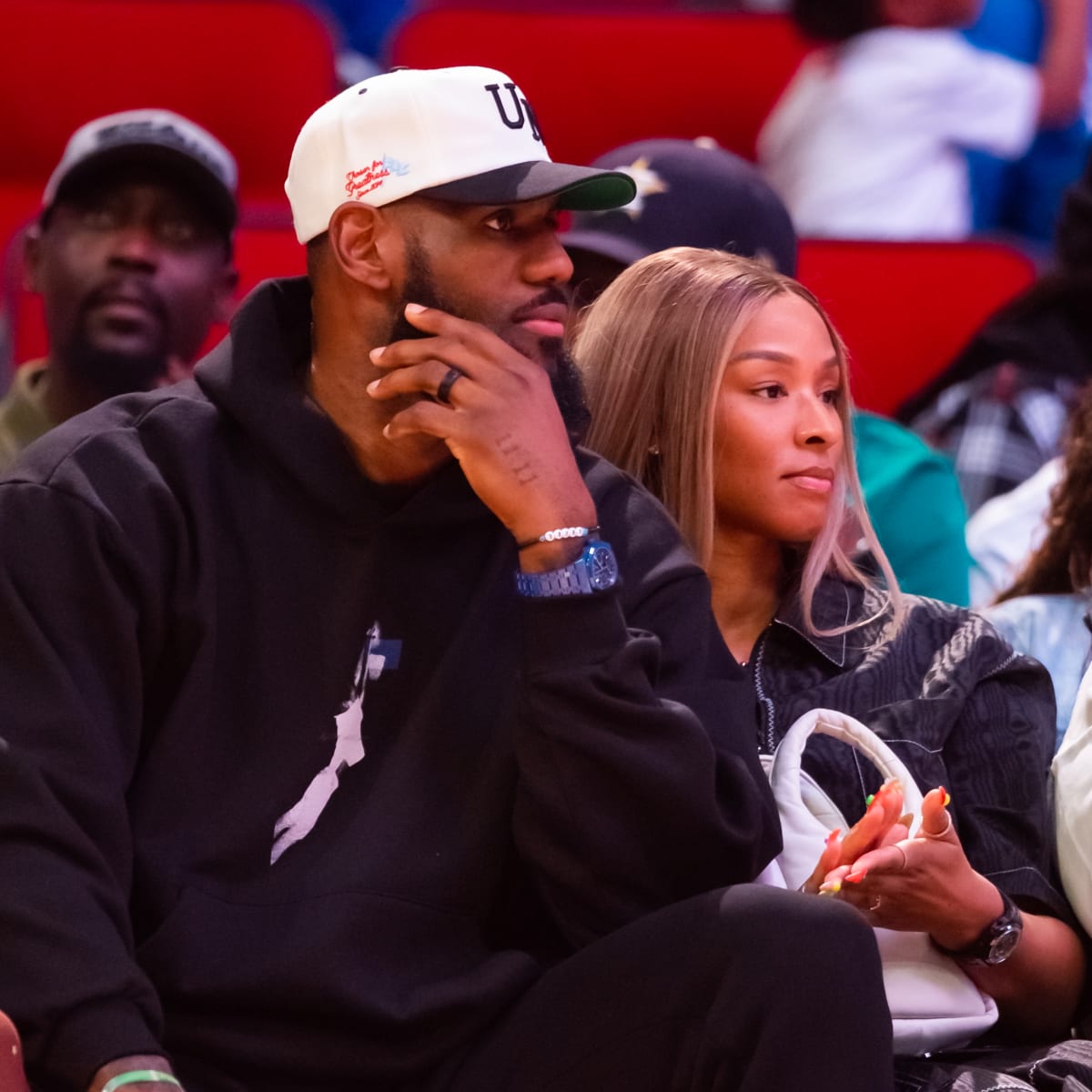 LeBron James And His Family Flew To Portland To Watch Bronny James