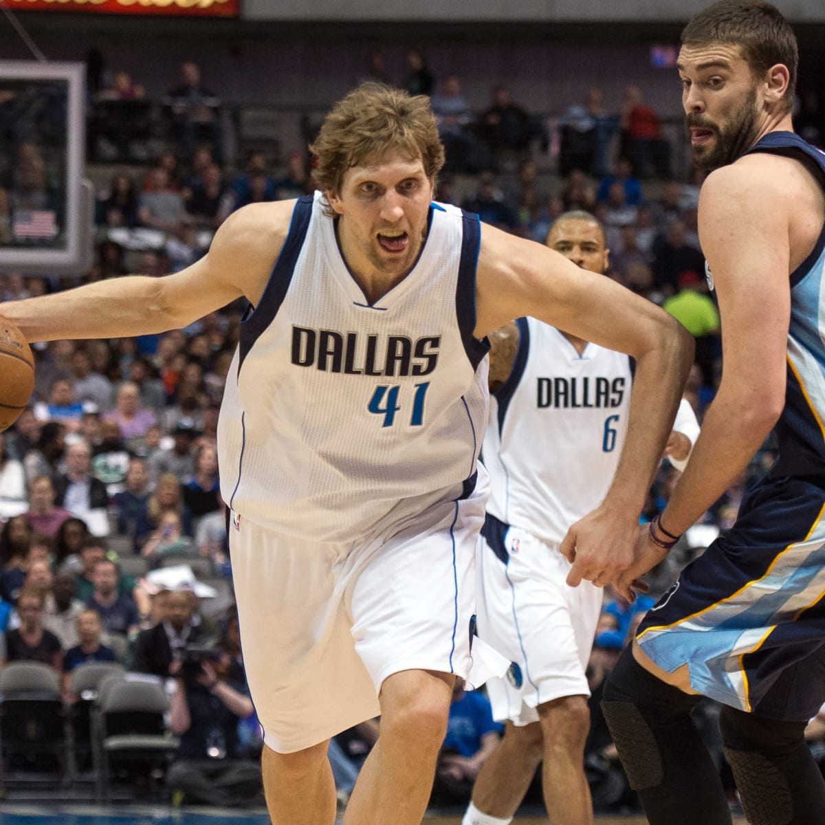 Majestic Dirk Nowitzki Dallas Mavericks RiDIRKulous Notorious