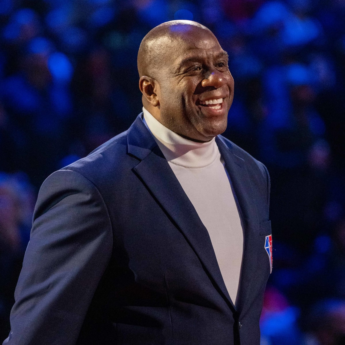 Magic Johnson officially a new co-owner of Washington Commanders 